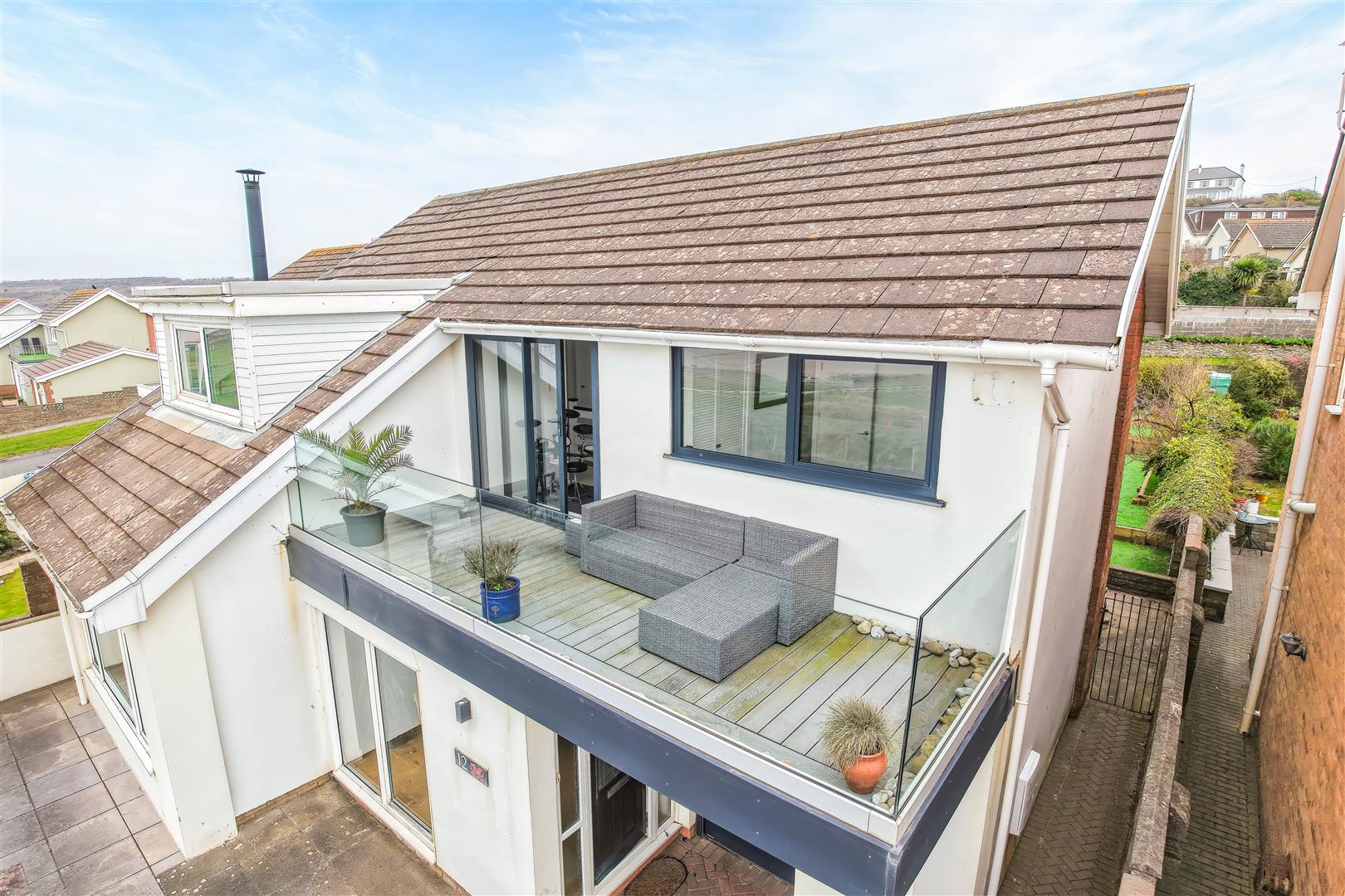 Seaview Drive, Ogmore-By-Sea, Vale of Glamorgan, CF32 0PB